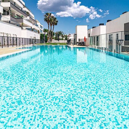 Sb4Bb - Apotel Las Mesas By Roomservices Эстепона Экстерьер фото
