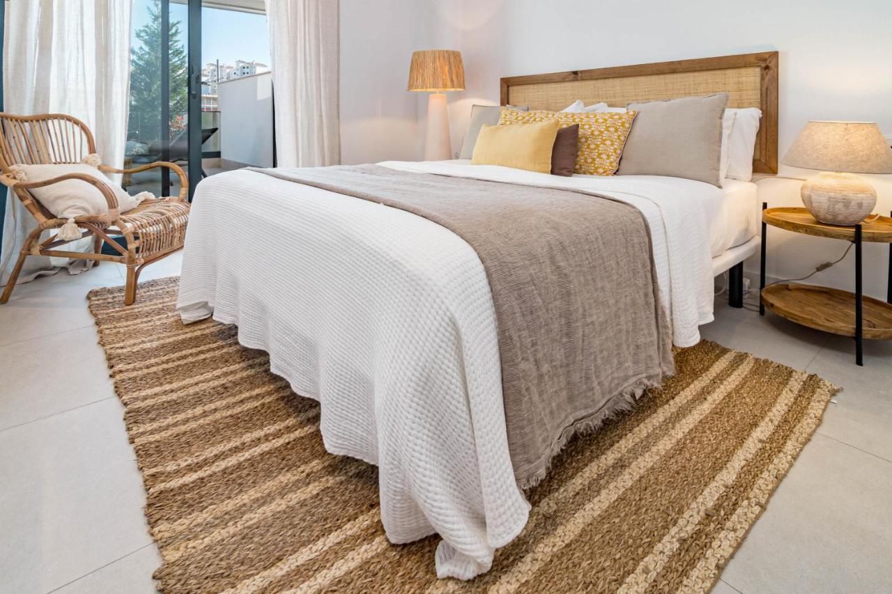 Sb4Bb - Apotel Las Mesas By Roomservices Эстепона Экстерьер фото