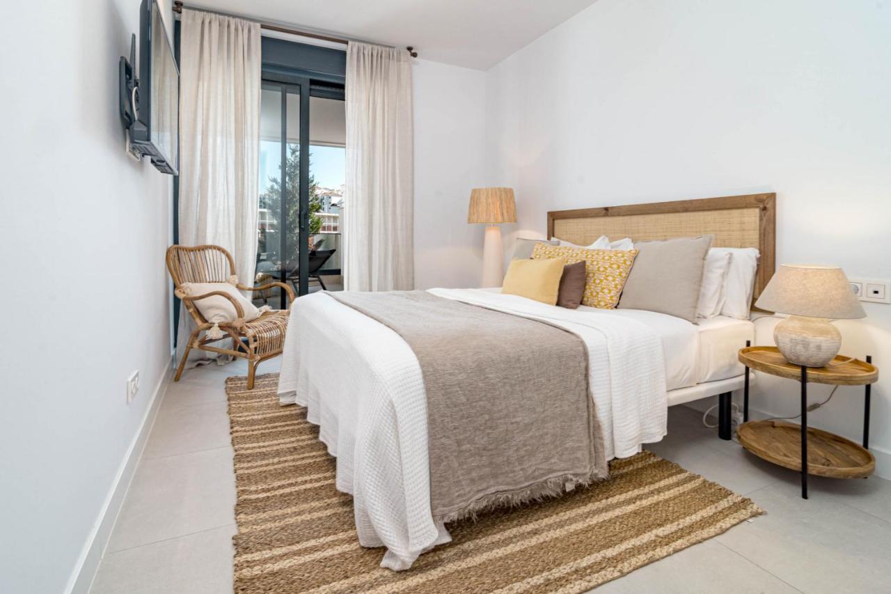 Sb4Bb - Apotel Las Mesas By Roomservices Эстепона Экстерьер фото