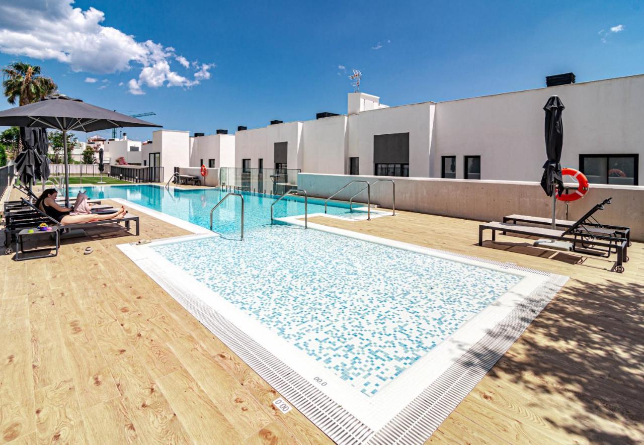 Sb4Bb - Apotel Las Mesas By Roomservices Эстепона Экстерьер фото